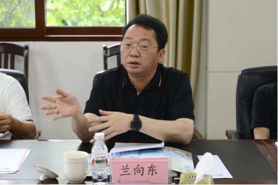 金秀瑶族自治县党政领导一行莅临我校交流